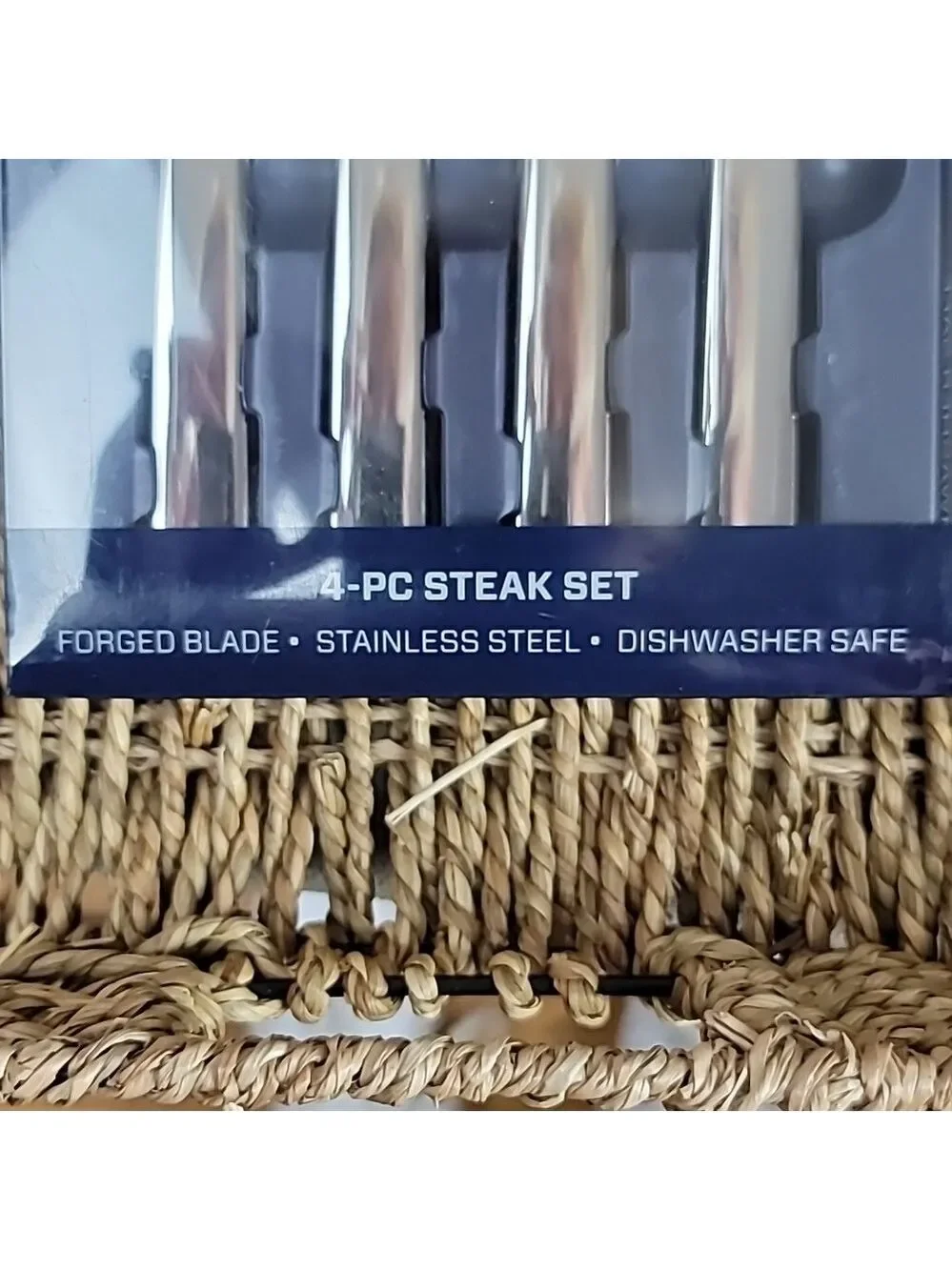 Henckels steak knife 4 piece set nwt new with tags